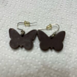 Aretes mariposa artesanales